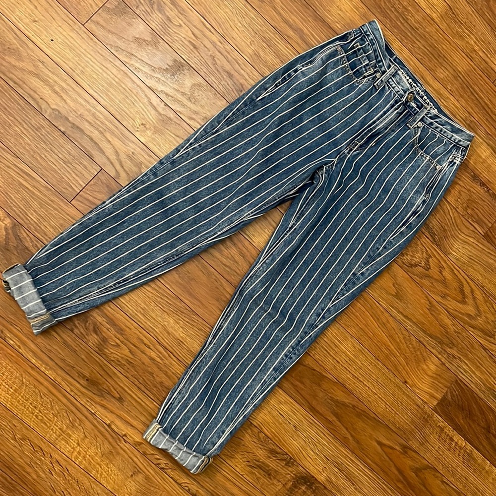 American Eagle Straight Leg Jeans